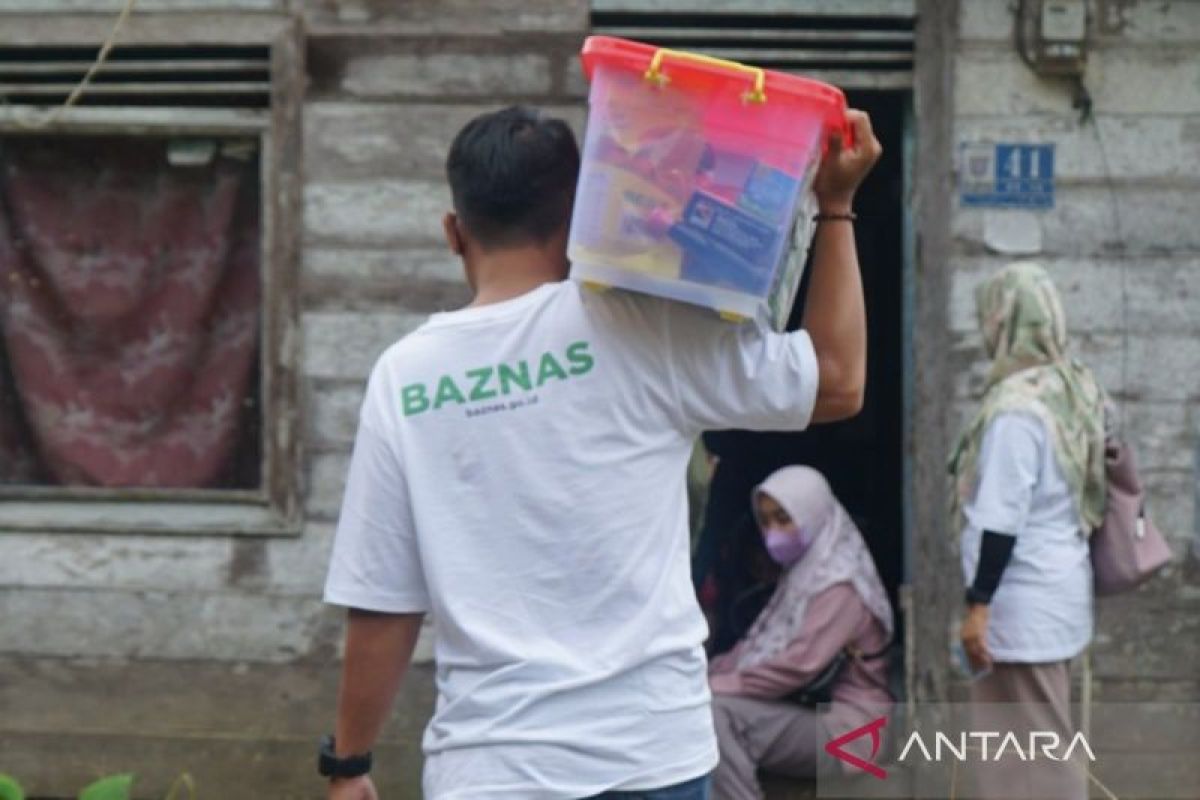 Baznas: Zakat berhasil entaskan 302.994 jiwa dari kemiskinan pada 2025