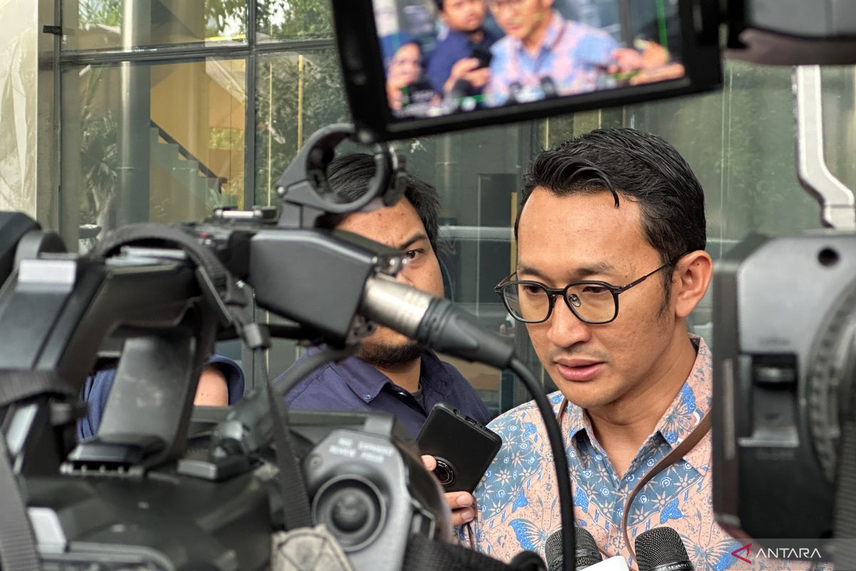 KPK panggil tersangka kasus kuota haji Gus Alex
