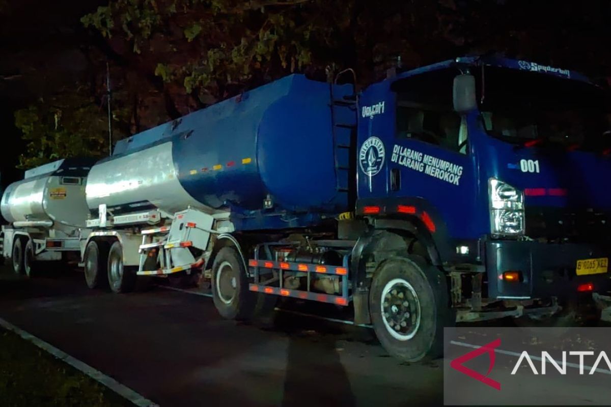 TNI AL gagalkan penyelundupan BBM Ilegal di Makassar