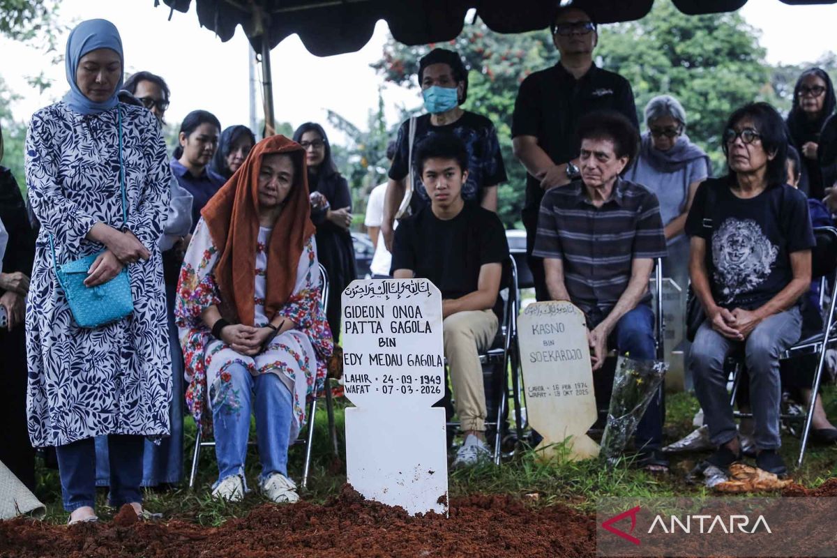 Donny Fattah dikenang sebagai ayah rendah hati dan seniman panutan