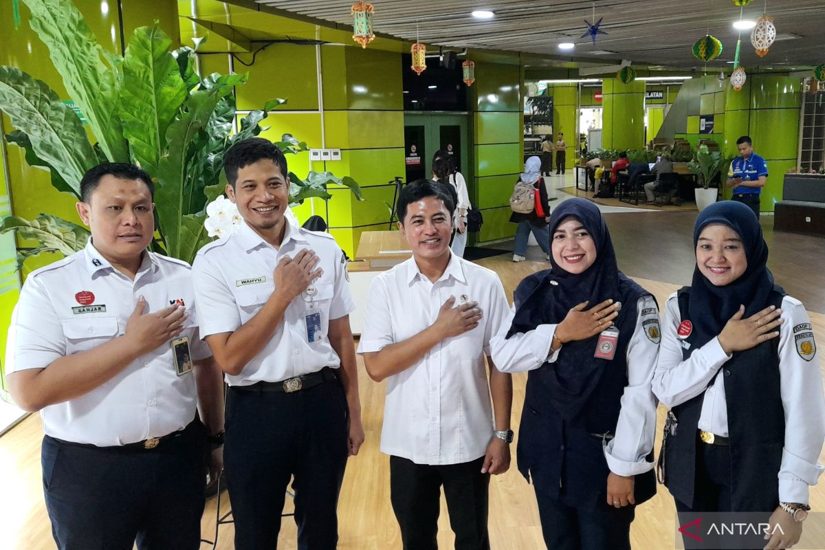 Lewat CKG, Wamenkes temukan banyak pemudik alami hipertensi di Gambir