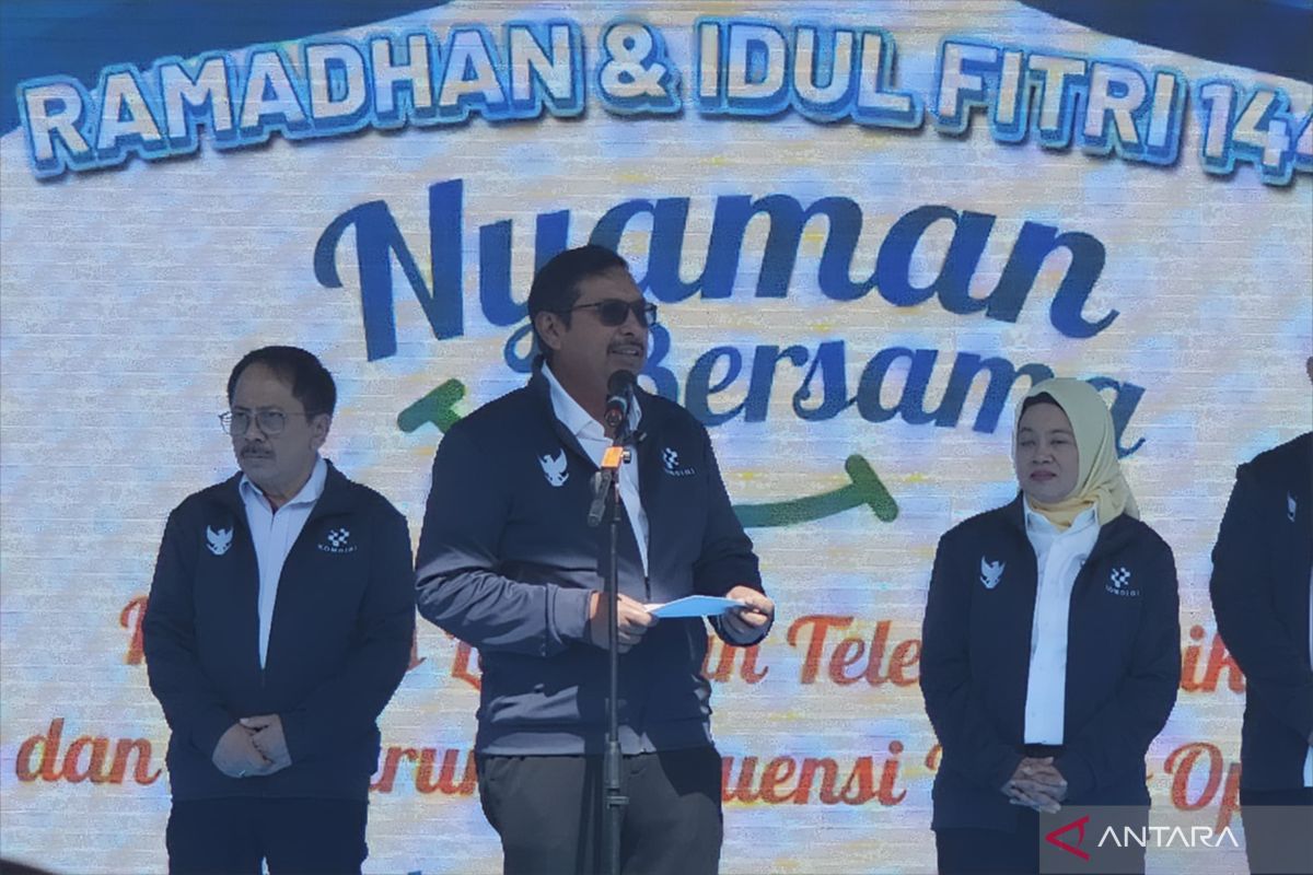 Trafik telekomunikasi diprediksi naik sampai 40 persen selama Lebaran