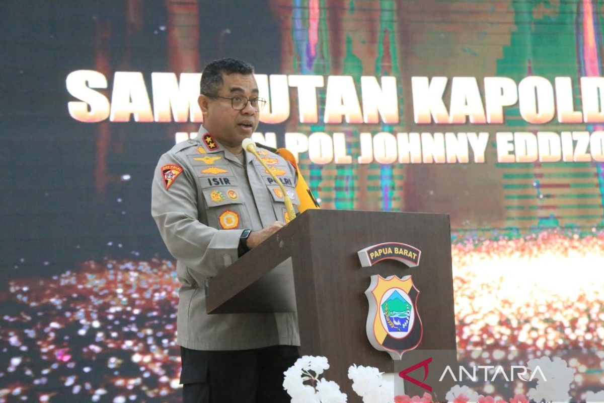 Polri mutasi 85 Pati-Pamen, salah satunya Kadiv Humas Polri