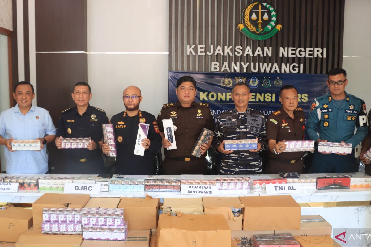 Bea Cukai Banyuwangi ungkap peredaran rokok ilegal 6,5 juta batang