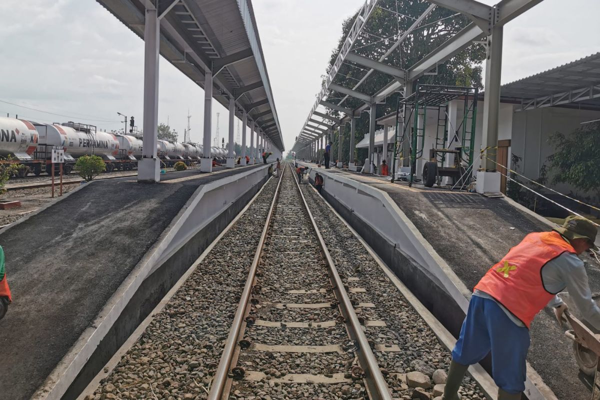 KAI tingkatkan fasilitas di Stasiun Maos Cilacap sambut Lebaran 2026