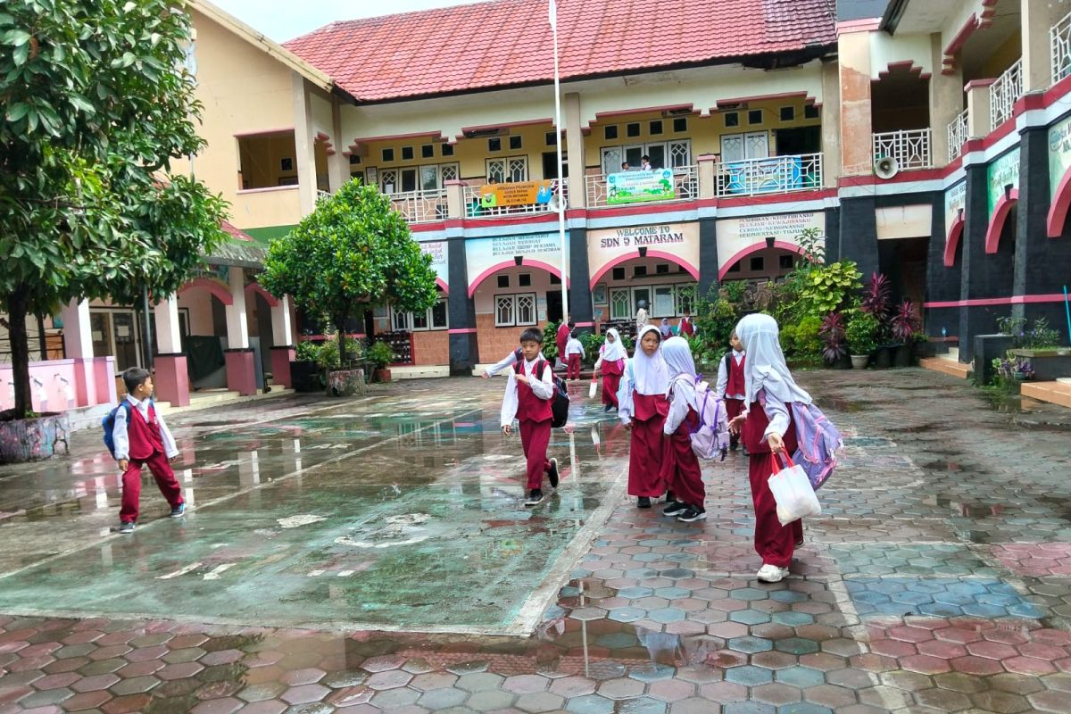 Pemkot Mataram siapkan regulasi lima hari sekolah
