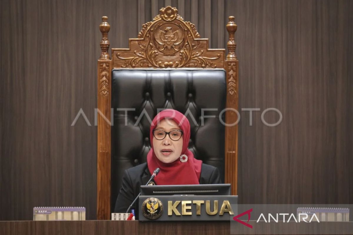 DKPP berhentikan tiga penyelenggara Pemilu