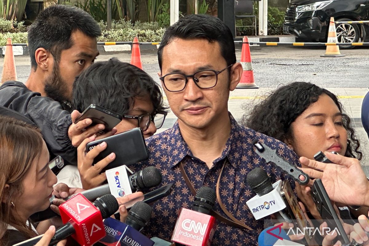 KPK periksa Sekda Bekasi Endin Samsudin pada kasus Ade Kunang