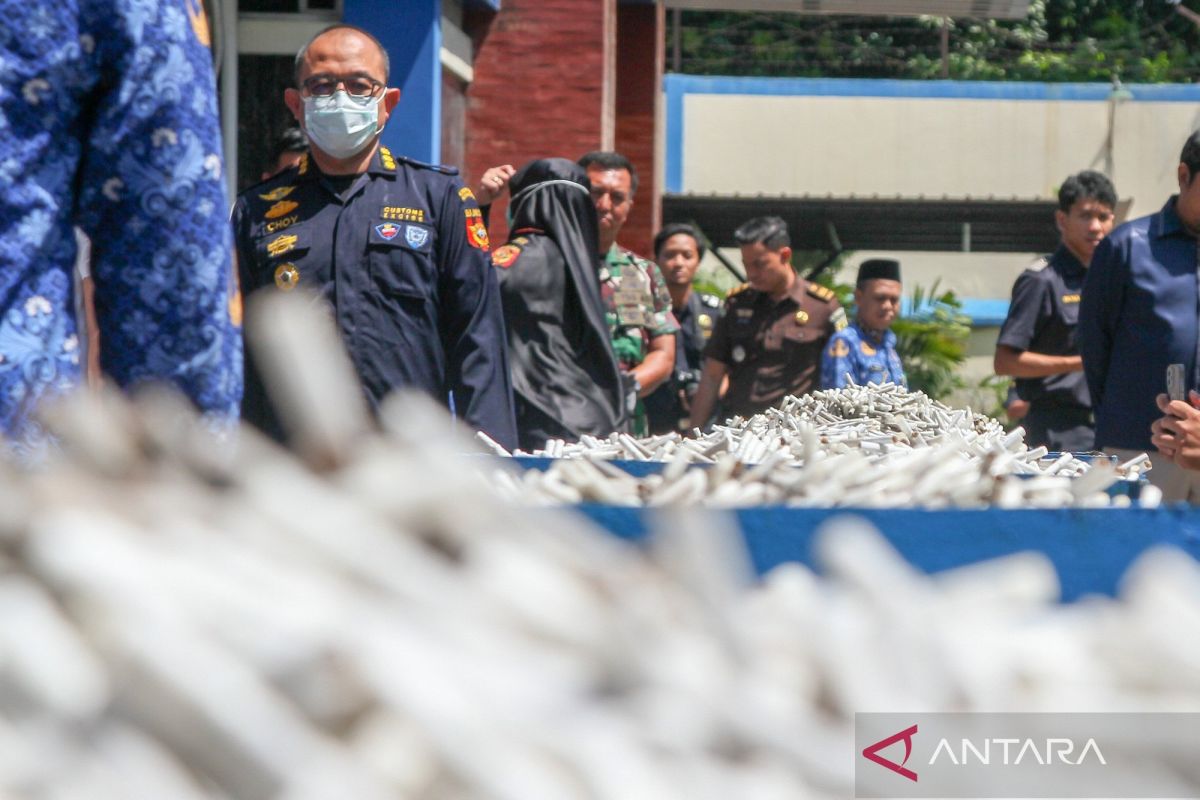 AMMP minta KPK transparan ungkap mafia cukai rokok ilegal