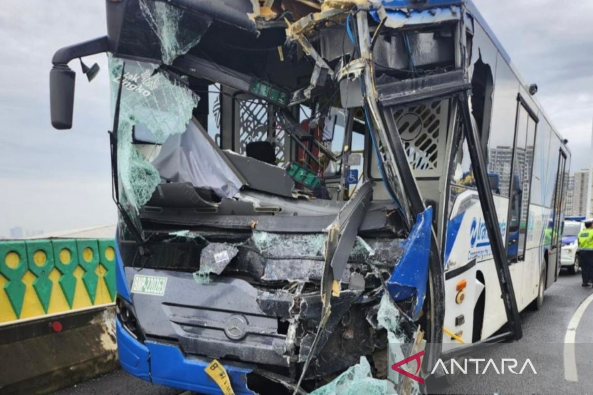 Polisi sebut kecelakaan bus TJ di Koridor 13 akibat sopir tertidur