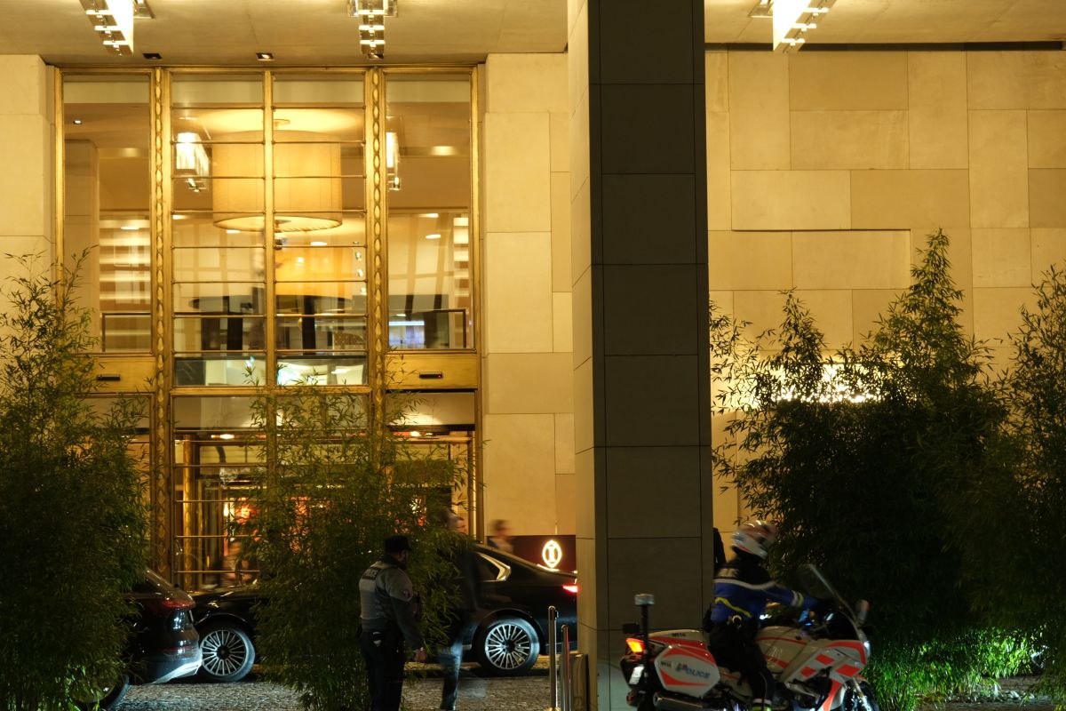 Hari pertama perundingan trilateral tentang Ukraina berakhir, negosiasi dilanjutkan