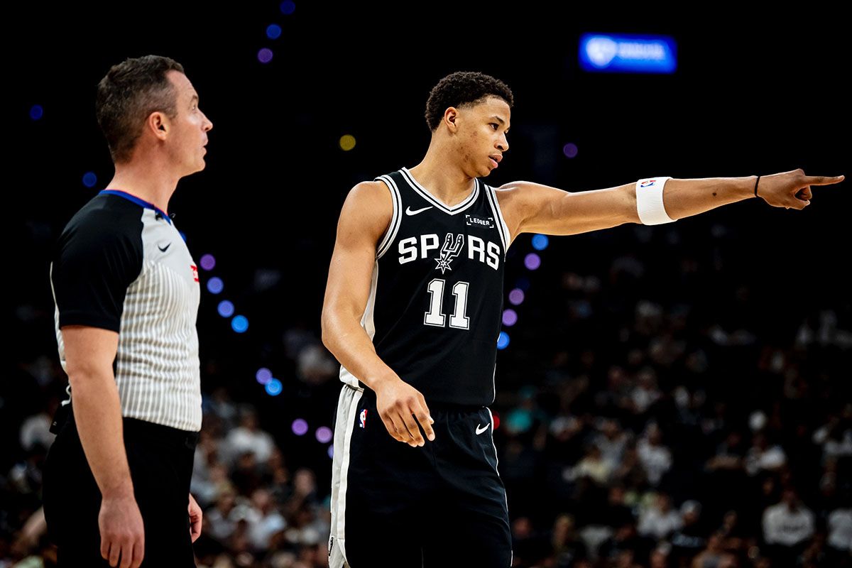 Spurs hajar Rockets 145-120, Wembanyama cetak 29 poin