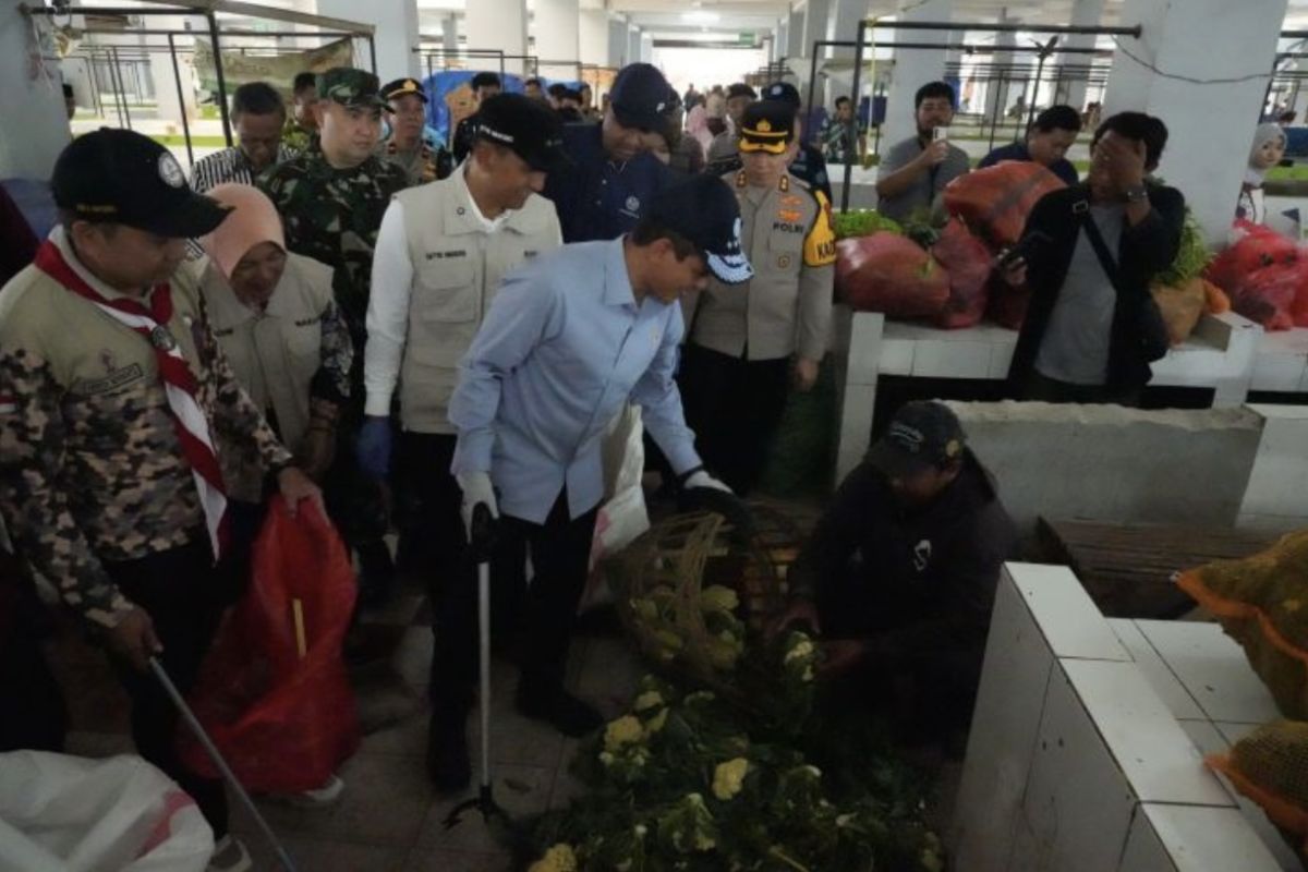 Menteri LH dorong Pemkab Bojonegoro maksimalkan pengelolaan sampah