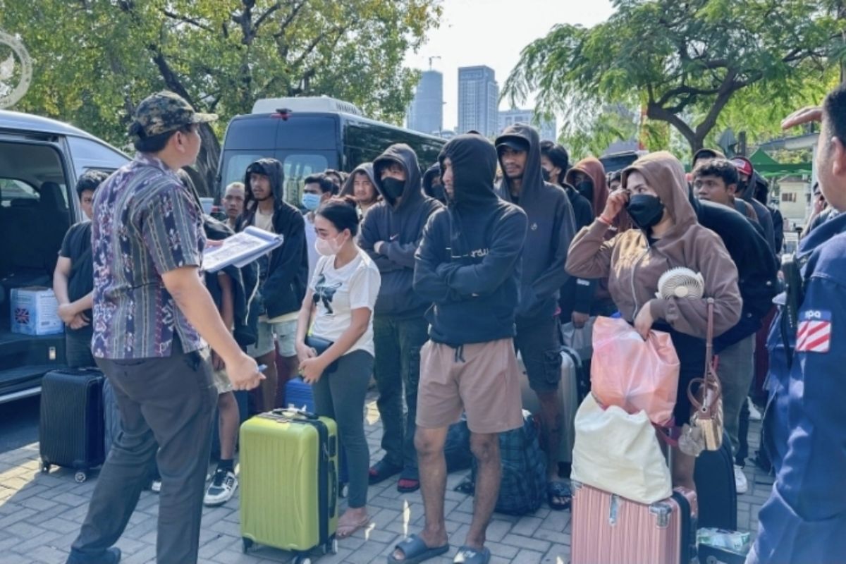 Hampir 3.000 WNI terjebak penipuan daring datangi KBRI Phnom Penh