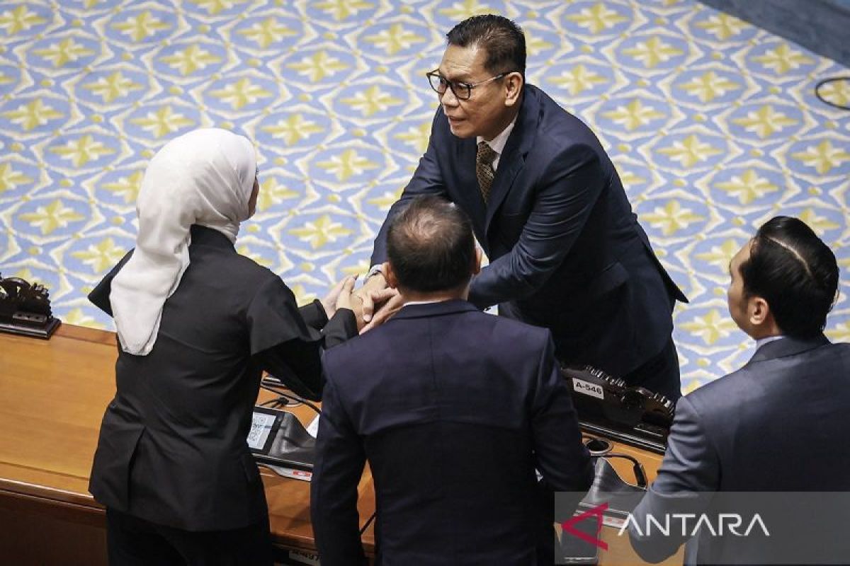 Istana tunggu surat DPR terkait calon hakim MK Adies Kadir