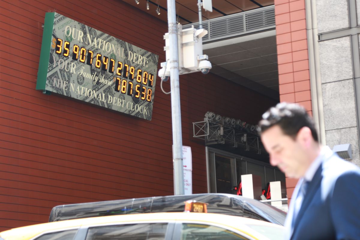 Tunggakan utang rumah tangga di AS memburuk pada kuartal IV 2025