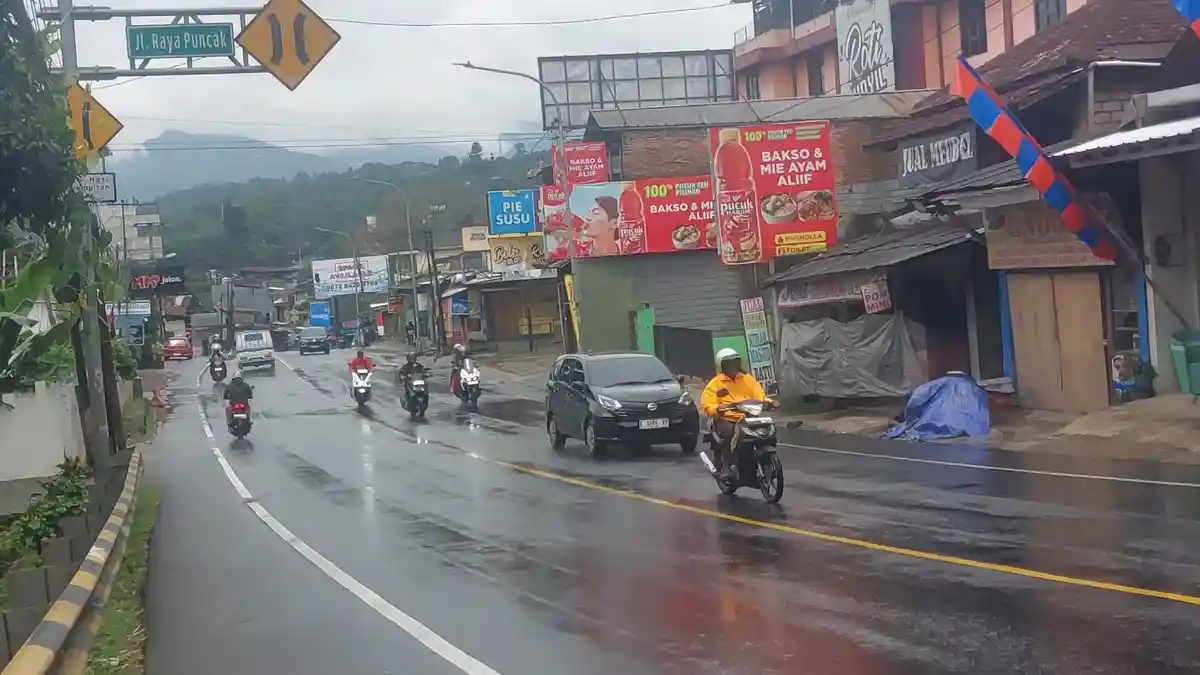 Puncak Bogor Diguyur Hujan, Begini Kondisi TMA Bendung Katulampa Siang Ini