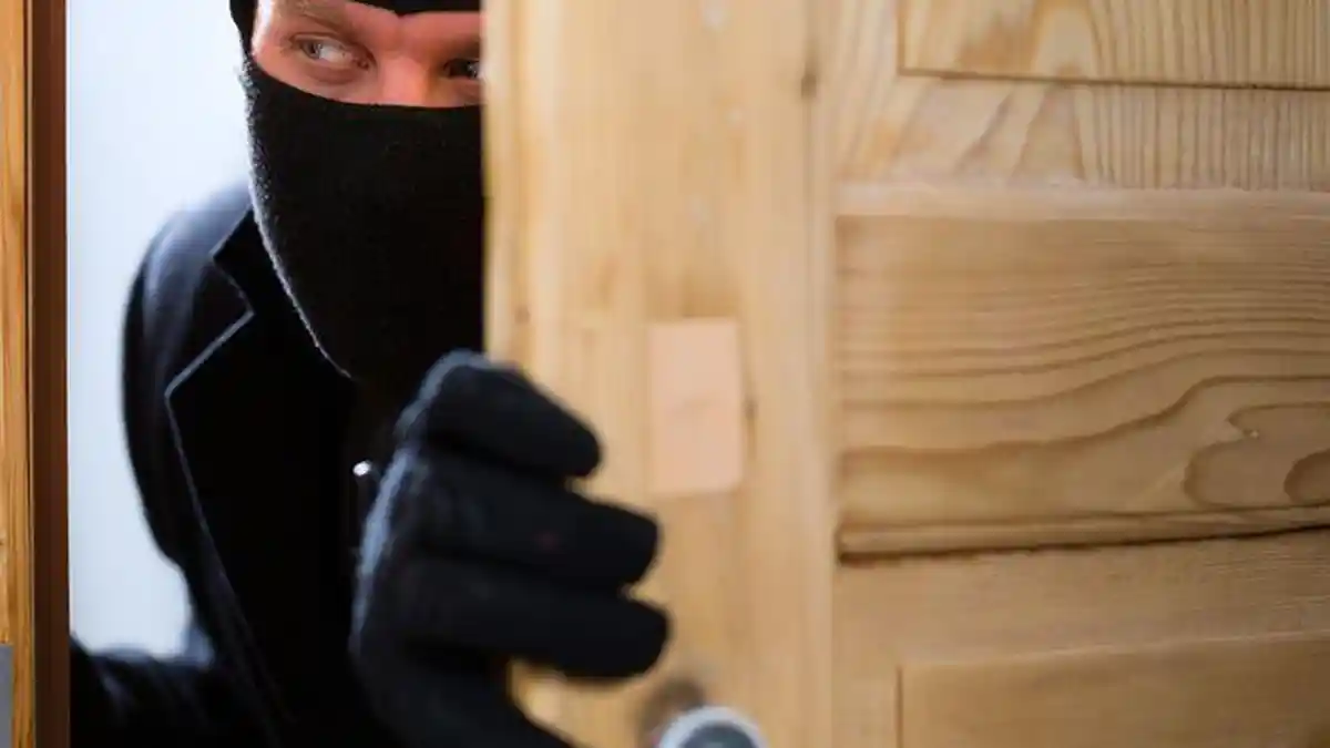 Ditinggal ke Pasar, Tabung Gas hingga Uang Tabungan Warga Gunungputri Bogor Digasak Pemulung