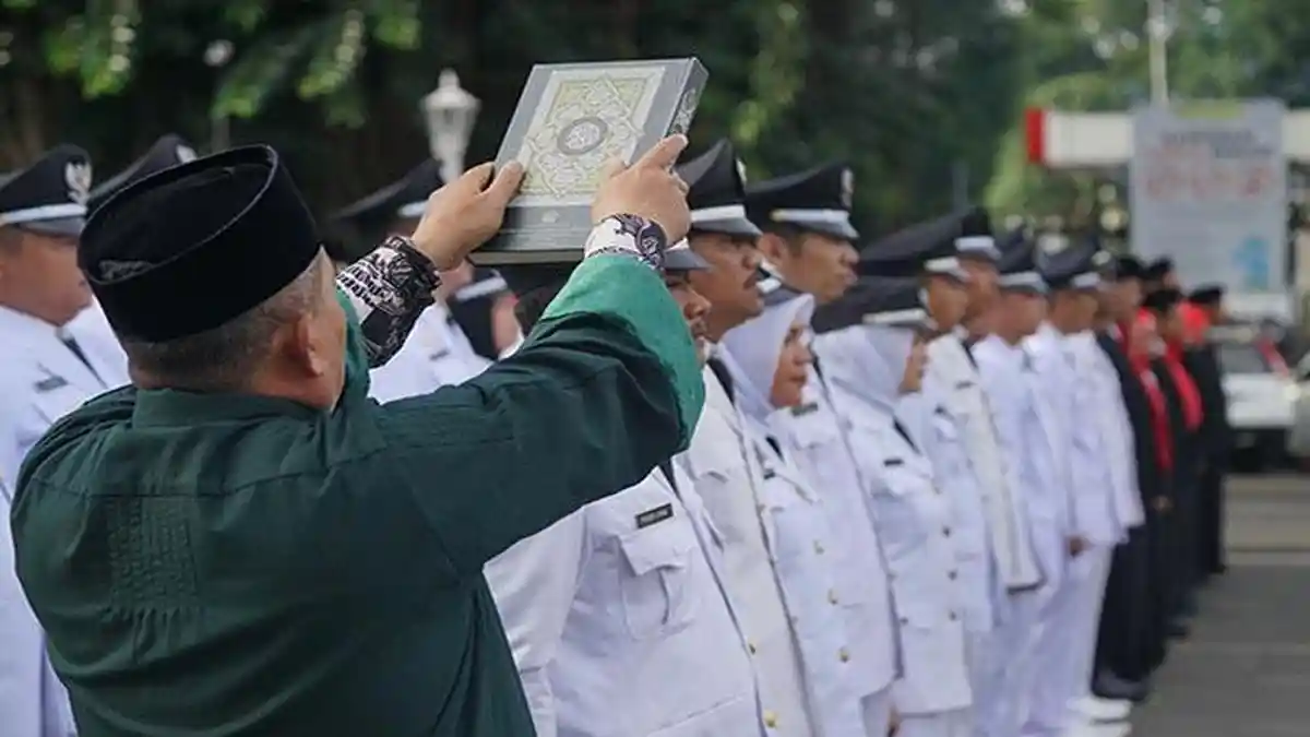 Jelang Satu Tahun Pemerintahan, Dedie–Jenal Lantik 245 Pejabat Baru, Kepala Bapenda Diganti