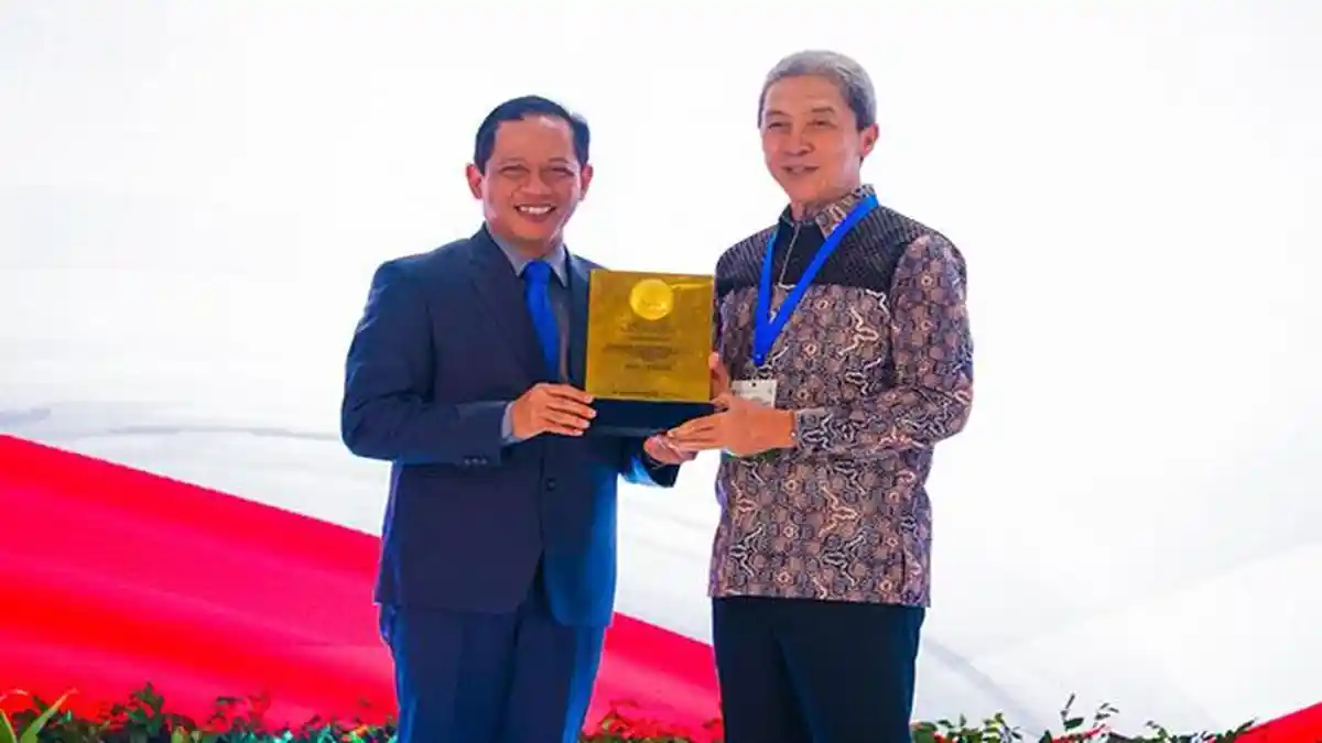 Rakornas Pengelolaan Sampah, Kota Bogor Sabet Predikat Kota Menuju Bersih dari Menteri LH