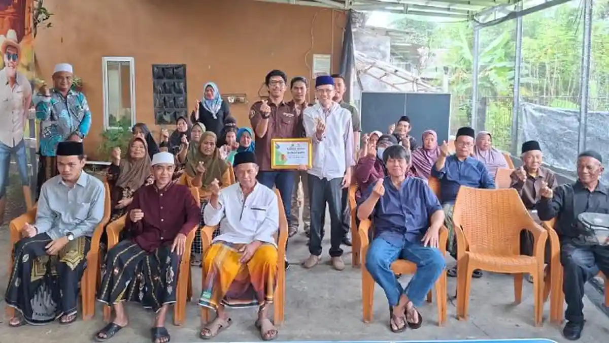 Bensfarm Salurkan Zakat Perniagaan Melalui Baznas Kota Bogor untuk Santunan Sosial Warga Sekitar