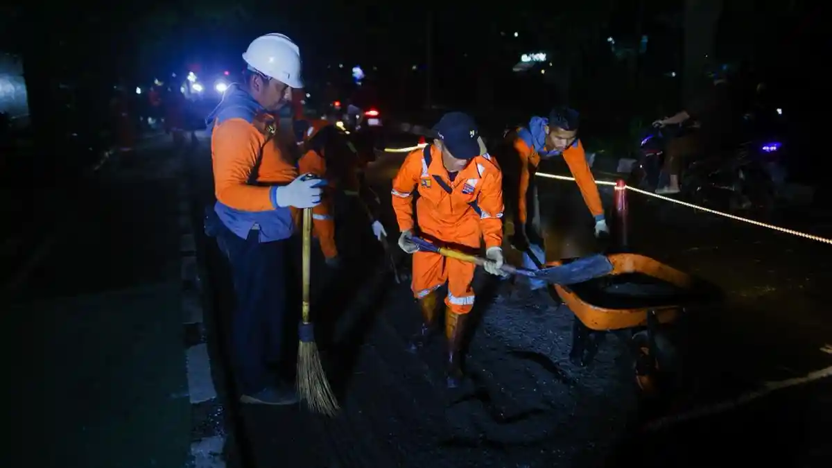 Jalan Pajajaran Berlubang Makan Korban, Pemkot Bogor Ambil Alih Perbaikan Tanpa Tunggu Pusat