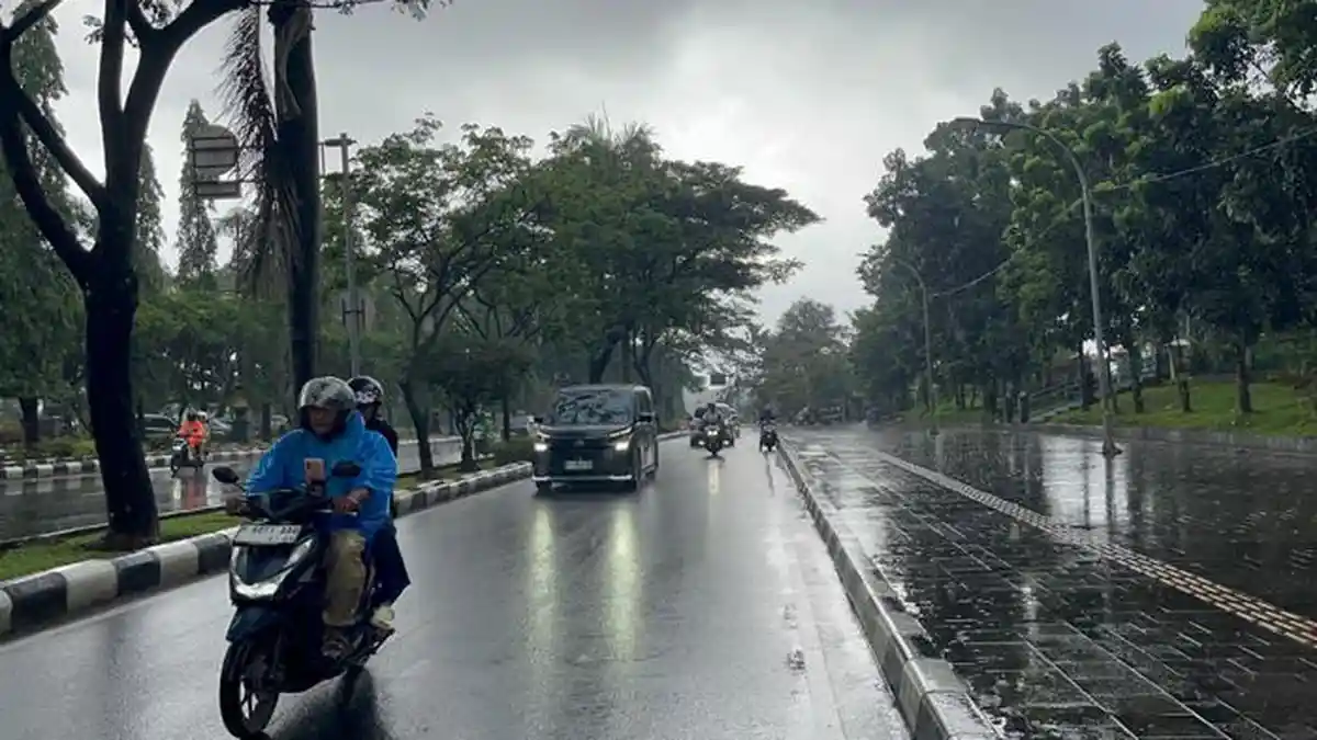Cuaca Ekstrem Melanda Kabupaten Bogor, Bupati Imbau Masyarakat Waspada dan Jaga Lingkungan