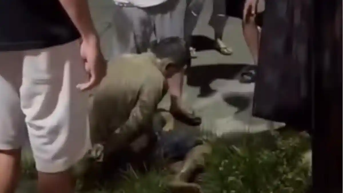 Nekat Beraksi di Waktu Tarawih, Dua Maling Motor di Leuwiliang Bogor Jadi Bulan-bulanan Massa