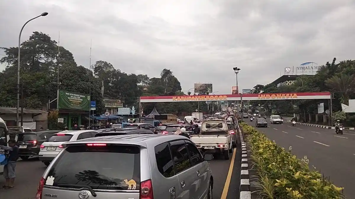 Libur Panjang Imlek 2026, Sebanyak 46.600 Kendaraan Lintasi Jalur Puncak Bogor