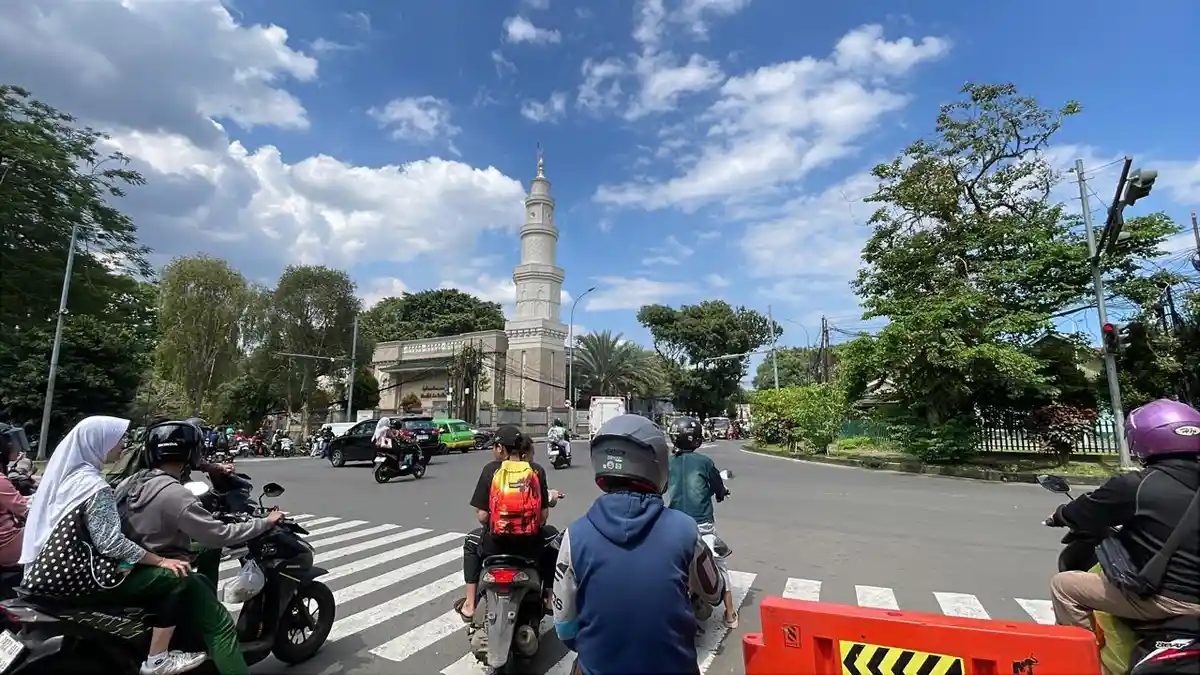 Kondisi Cuaca Kota Bogor Jumat 13 Maret 2026 Siang, Cerah Sejak Pagi, Sore Diprediksi Hujan