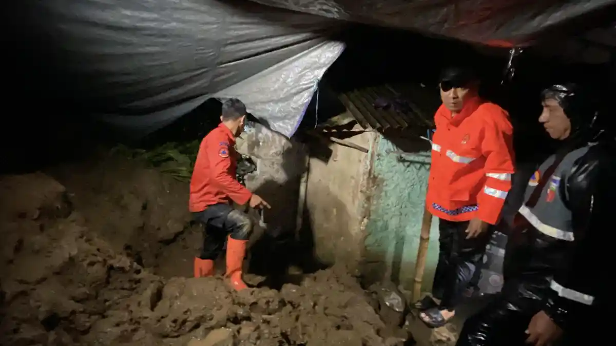 Tebingan 2 Meter di Bondongan Bogor Longsor, Ibu-Ibu Tertimpa, Sempat Teriak Minta Tolong