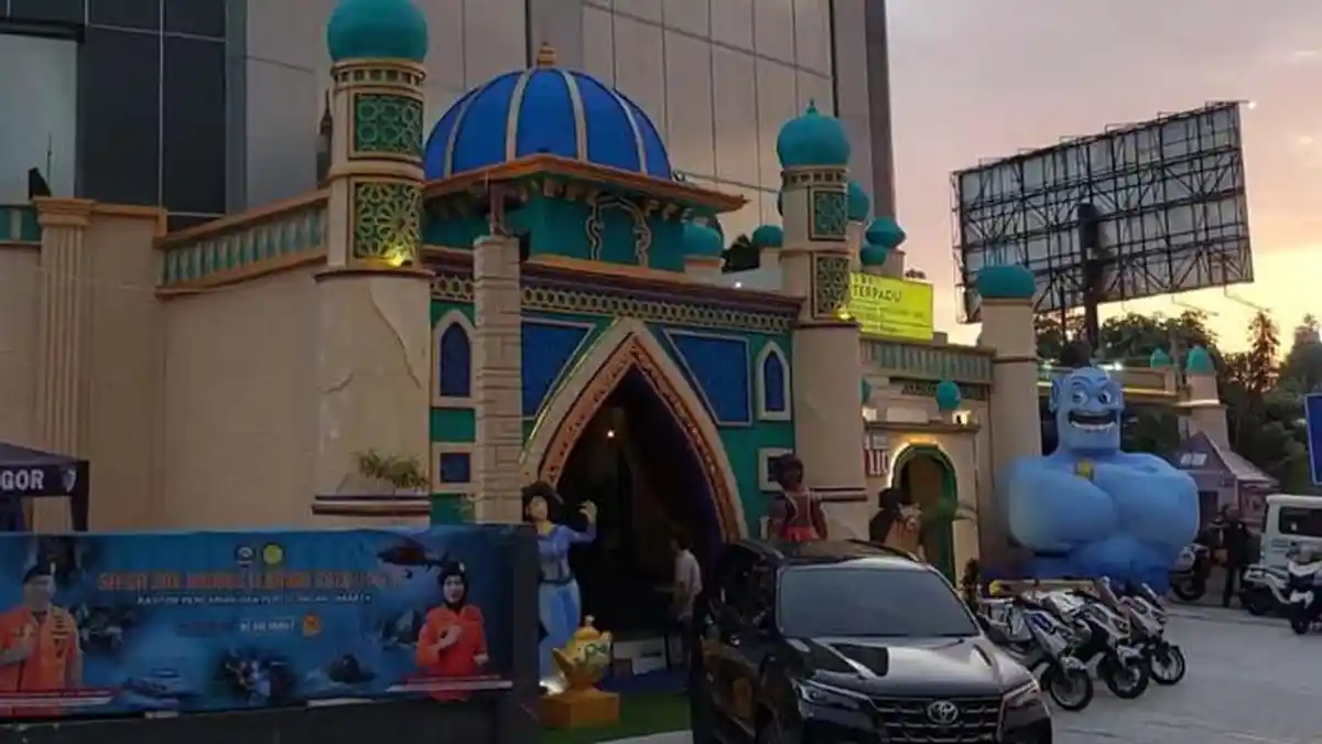 Lelah Saat Perjalanan, Pemudik Bisa Mampir ke 'Istana Aladdin' Jalan Raya Puncak, Ada Pijat Gratis