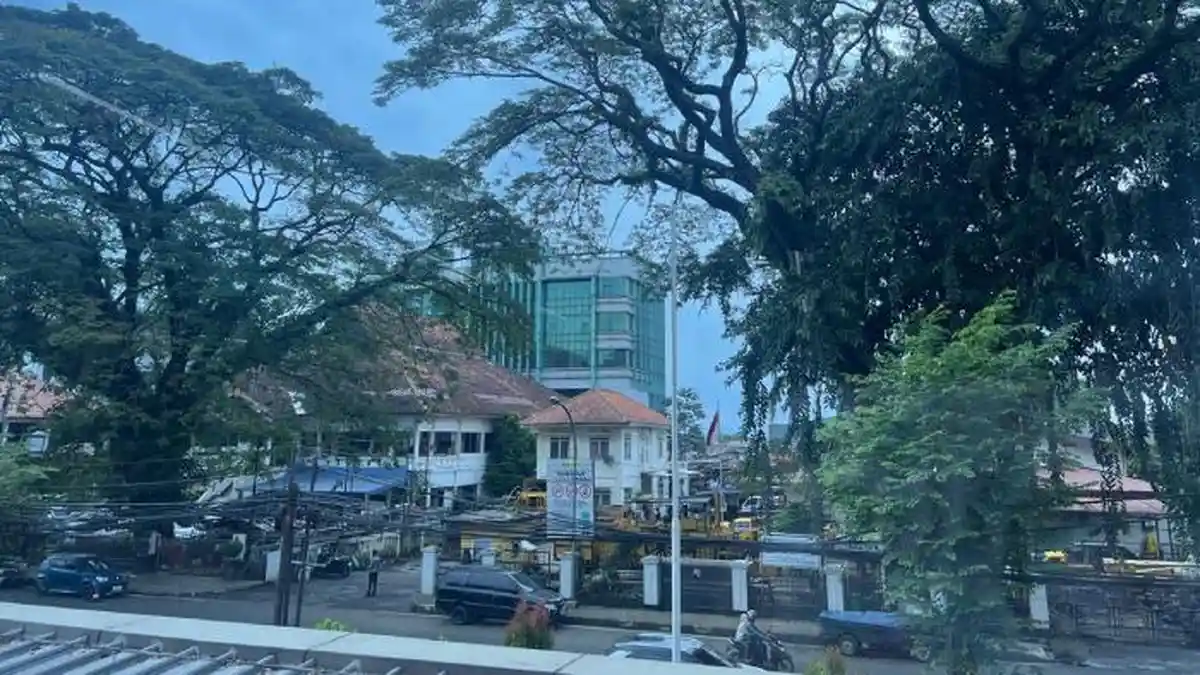 Diguyur Hujan Sejak Pagi, Cuaca di Kota Bogor Sore Ini Cerah Berawan, Diprediksi Sampai Malam