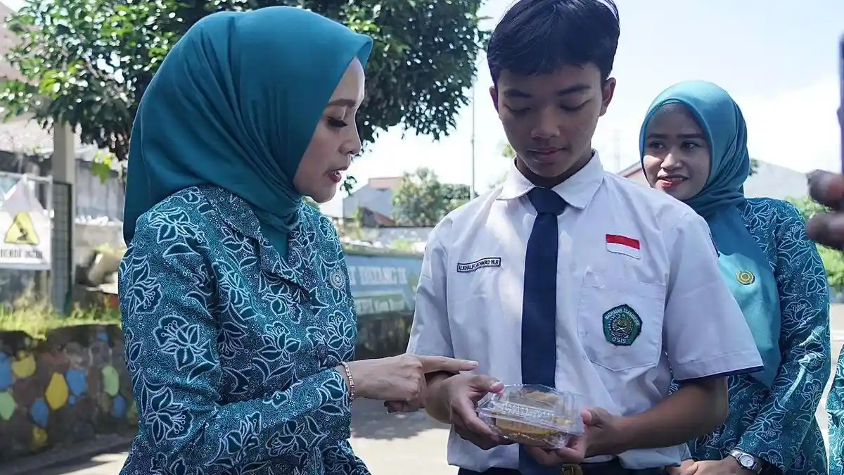 Istri Dedie Rachim Soroti Siswa Kota Bogor yang Susah Makan Sayur, Minta Dapur MBG Buat Menu Kreatif