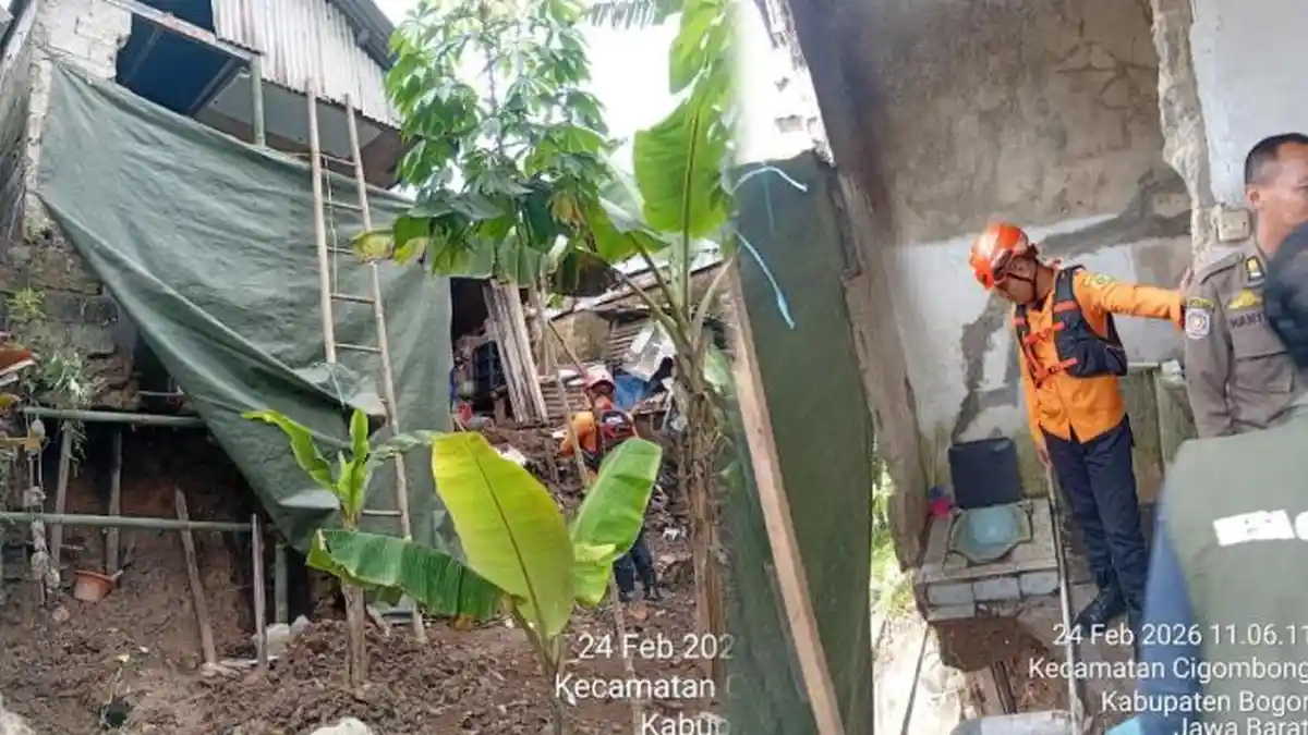 Terdampak Longsor, Dinding dan Lantai Rumah di Cigombong Bogor Amblas, WC Sampai Menggantung