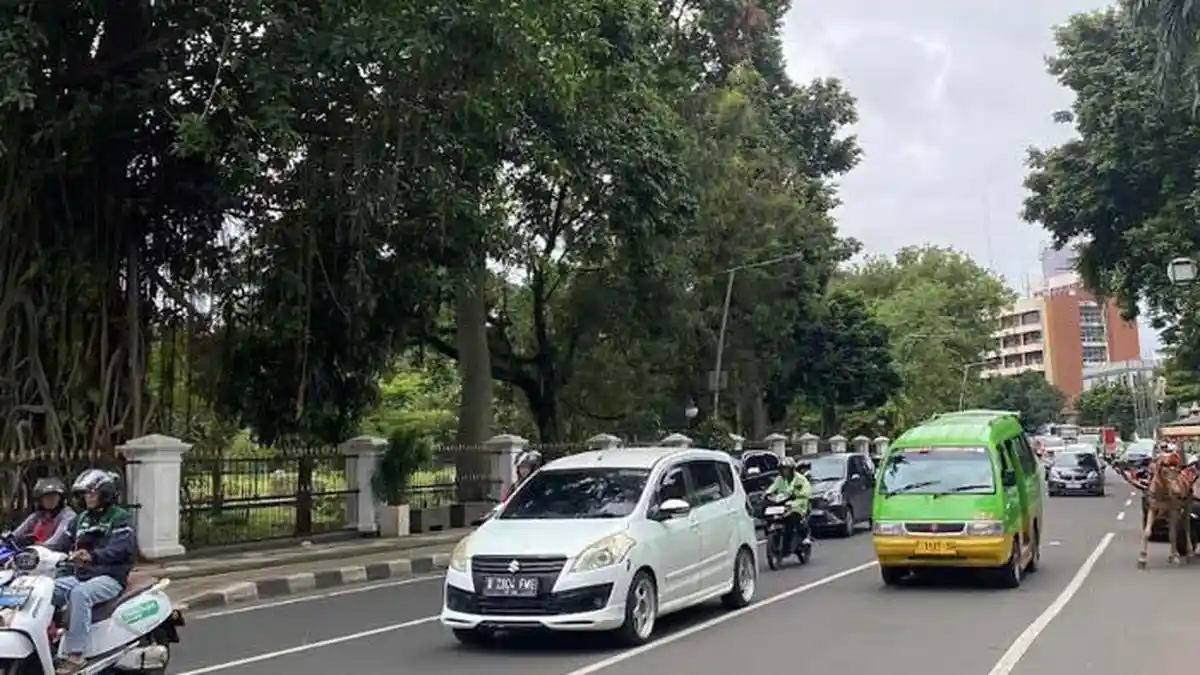 Polantas Larang Truk Muat Bongkaran Pasar dan Plaza Bogor Melintas di Jalur SSA