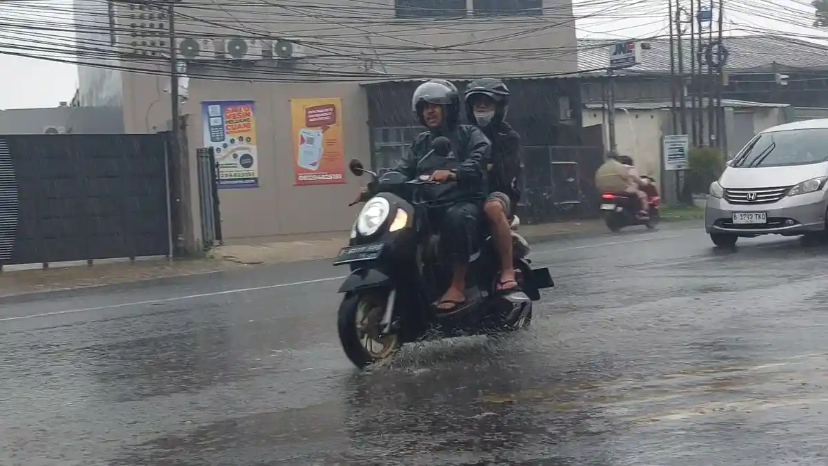 Cuaca Kota Bogor Hari Ini Senin 19 Januari 2026, Hujan dengan Intensitas Sedang di Siang Hingga Sore