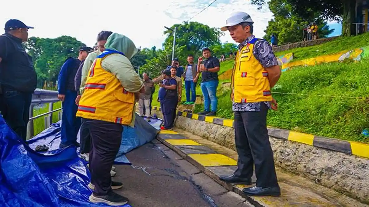 Jalan Retak, Dedie Rachim Tugaskan PUPR Percepatan Akses Alternatif Jalan Saleh Danasasmita Bogor