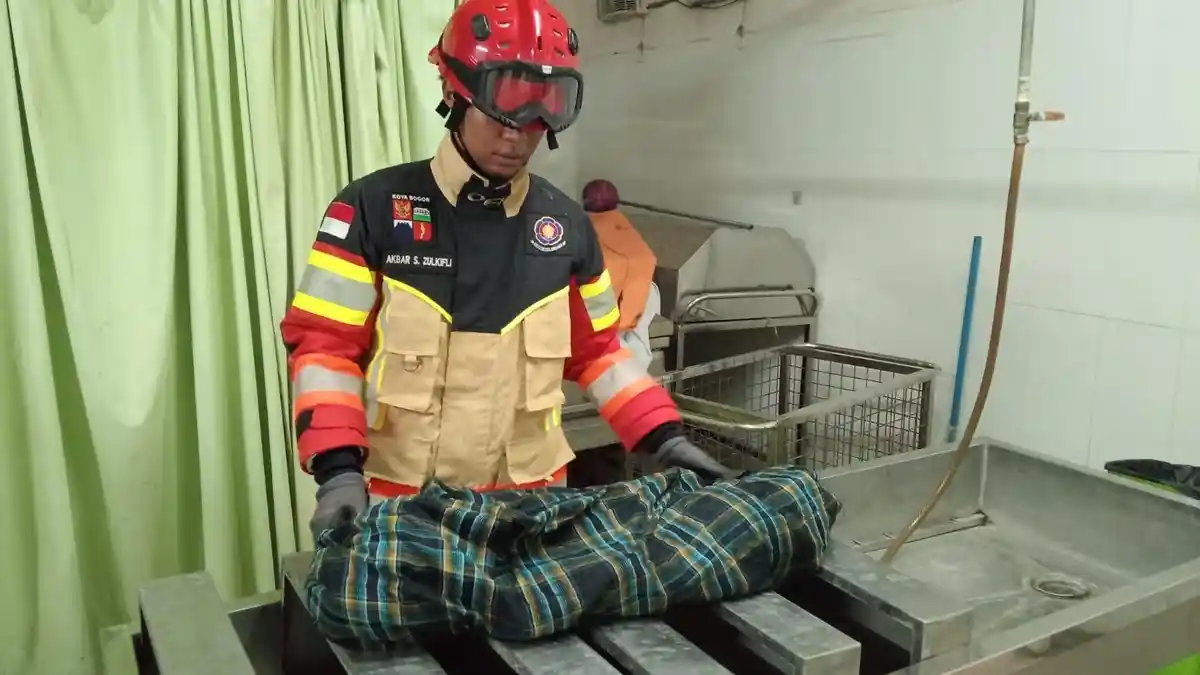 BREAKING NEWS - Lupa Matikan Kompor, Kontrakan di Tegallega Bogor Terbakar, 1 Balita Meninggal Dunia