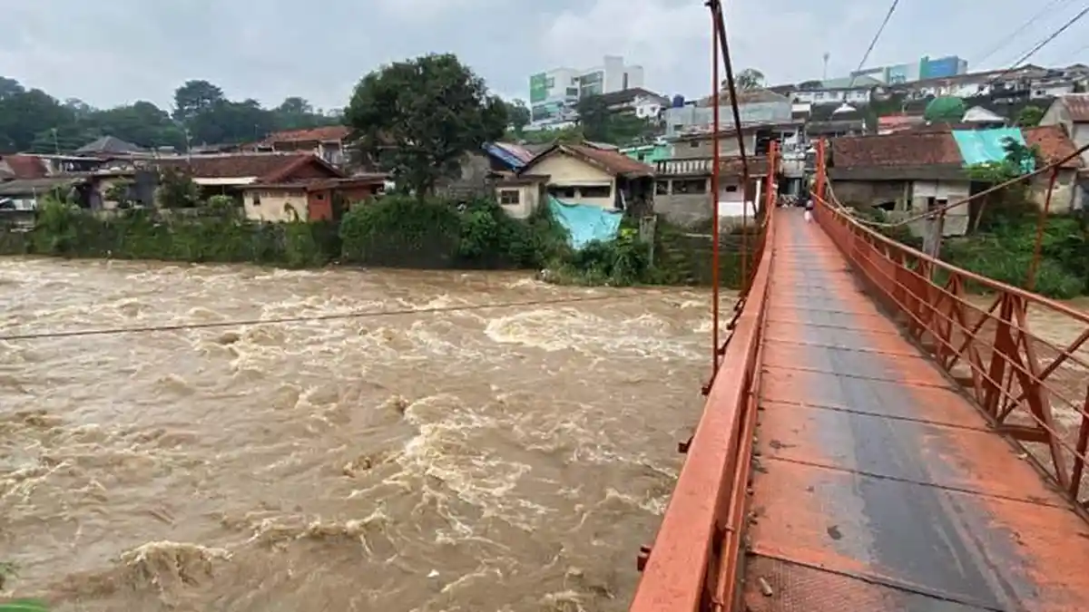 TMA Bendung Katulampa Bogor Siaga 4, Aliran Sungai Ciliwung di Sempur Tidak Naik