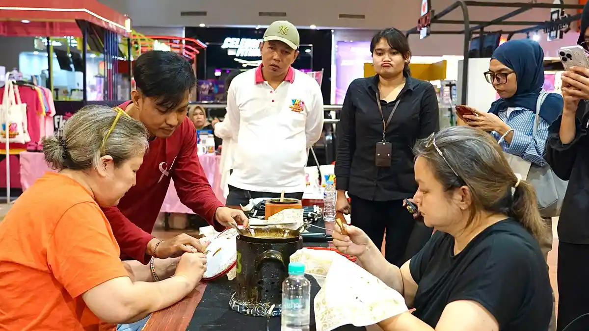 Membatik Bersama di Botani Square, YKI Kota Bogor Bangun Solidaritas Bantu Para Pejuang Kanker