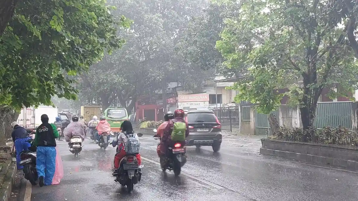Hujan Guyur Kota Bogor Siang Ini, Waspada Cuaca Sampai Sore, Begini Prediksi Menurut BMKG