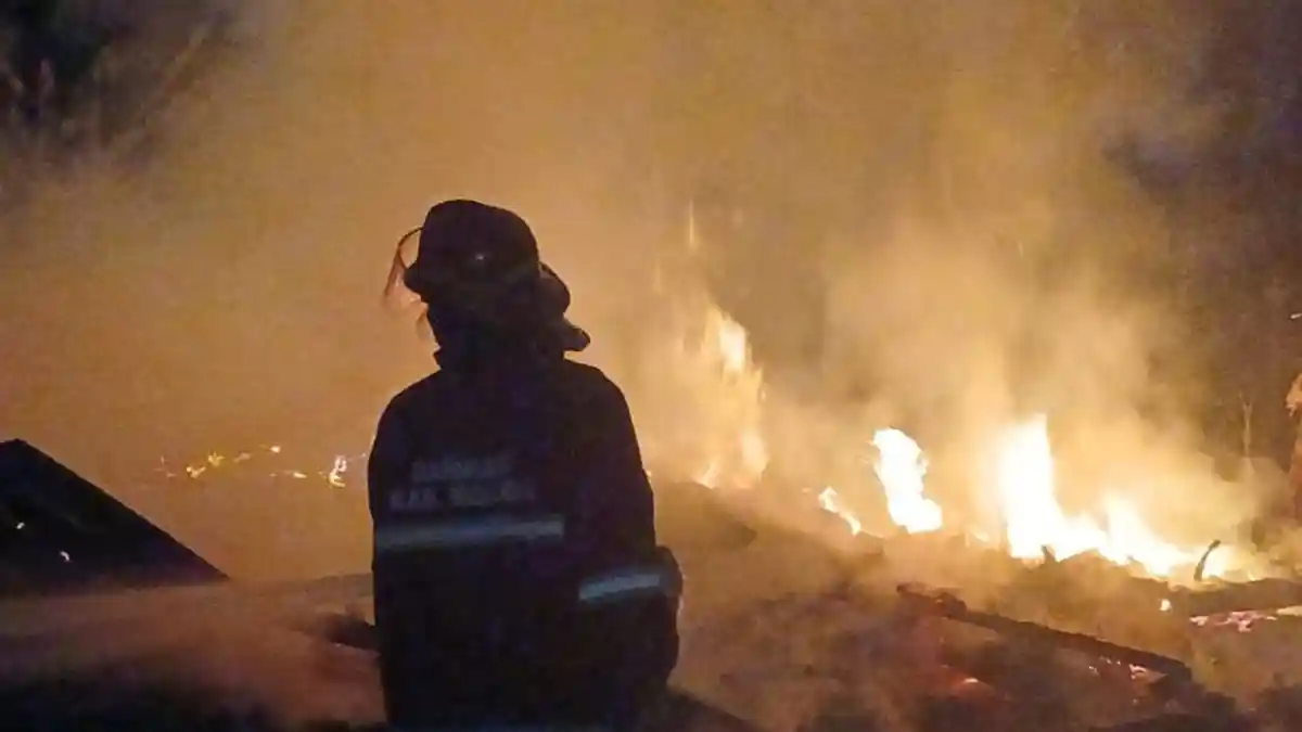 Diduga Korsleting Saklar, Tempat Budidaya Jamur di Cibungbulang Bogor Hangus Terbakar